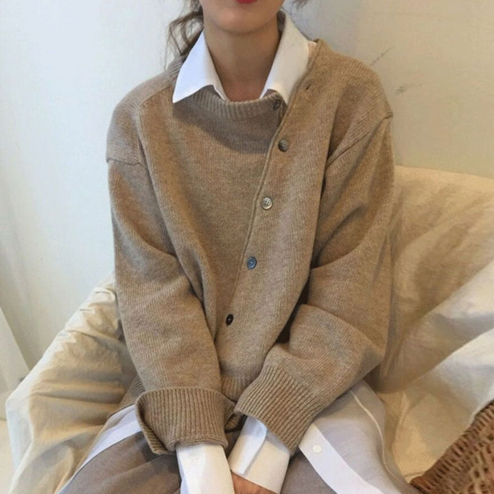 Matilda | Women's Oversized V-Neck Button Front Longline Cardigan